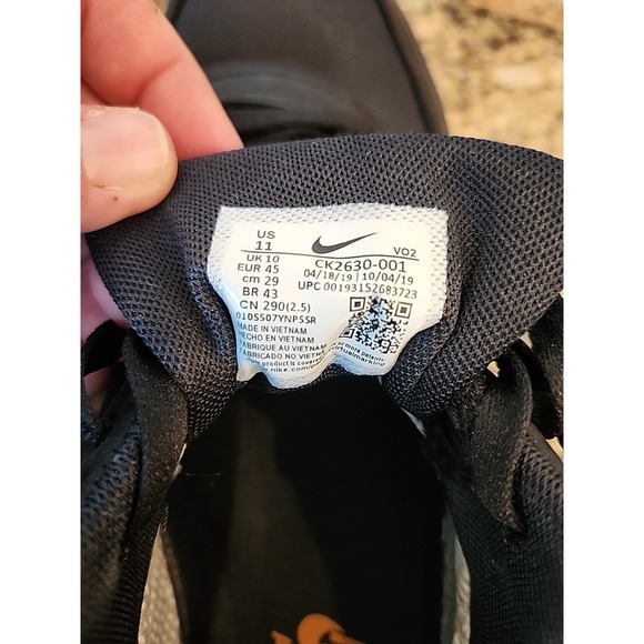 Nike Air Force 1 Low Gore-Tex Mens Size 11 Black Light Carbon No Box - Picture 9 of 10